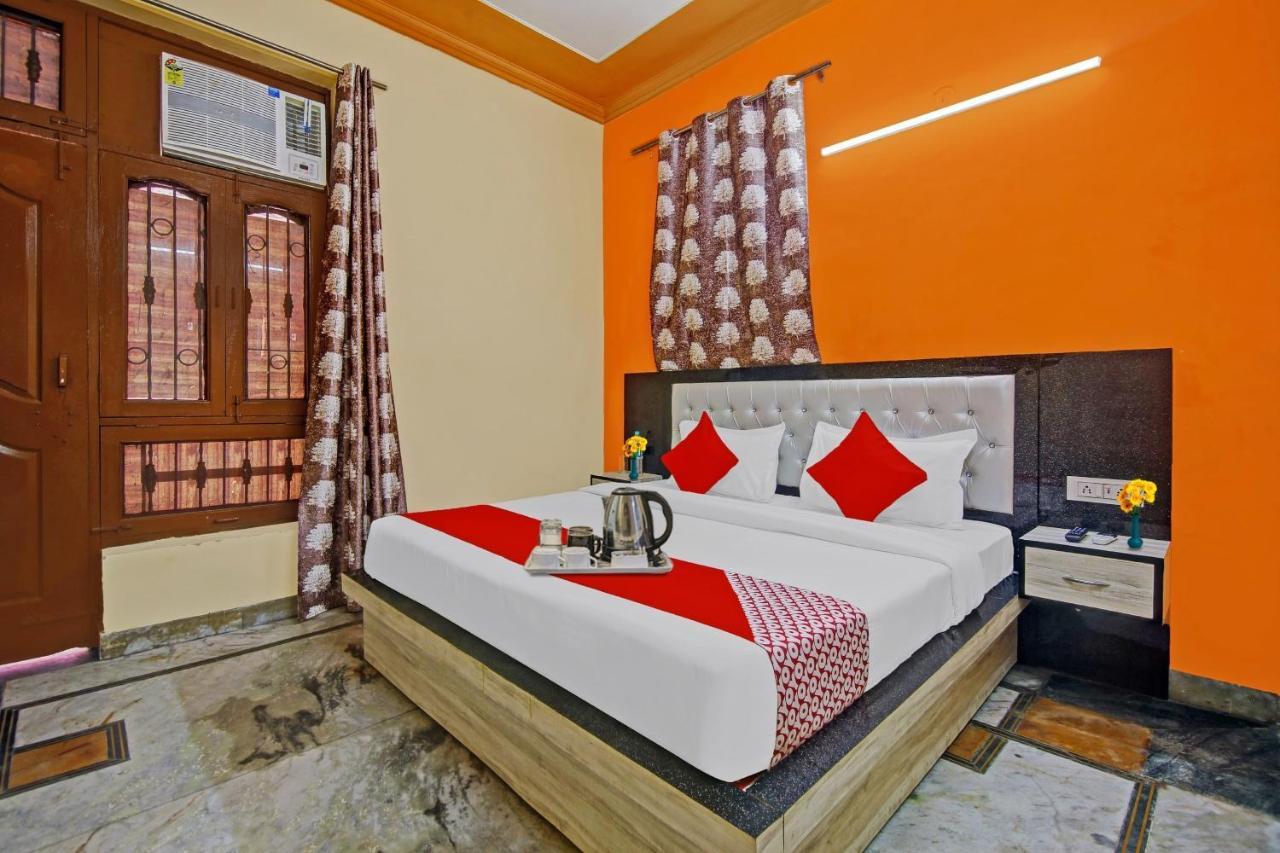 Hotel Oyo Galaxy Plaza Ghaziabad Zewnętrze zdjęcie
