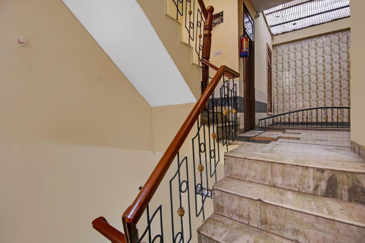 Hotel Oyo Galaxy Plaza Ghaziabad Zewnętrze zdjęcie