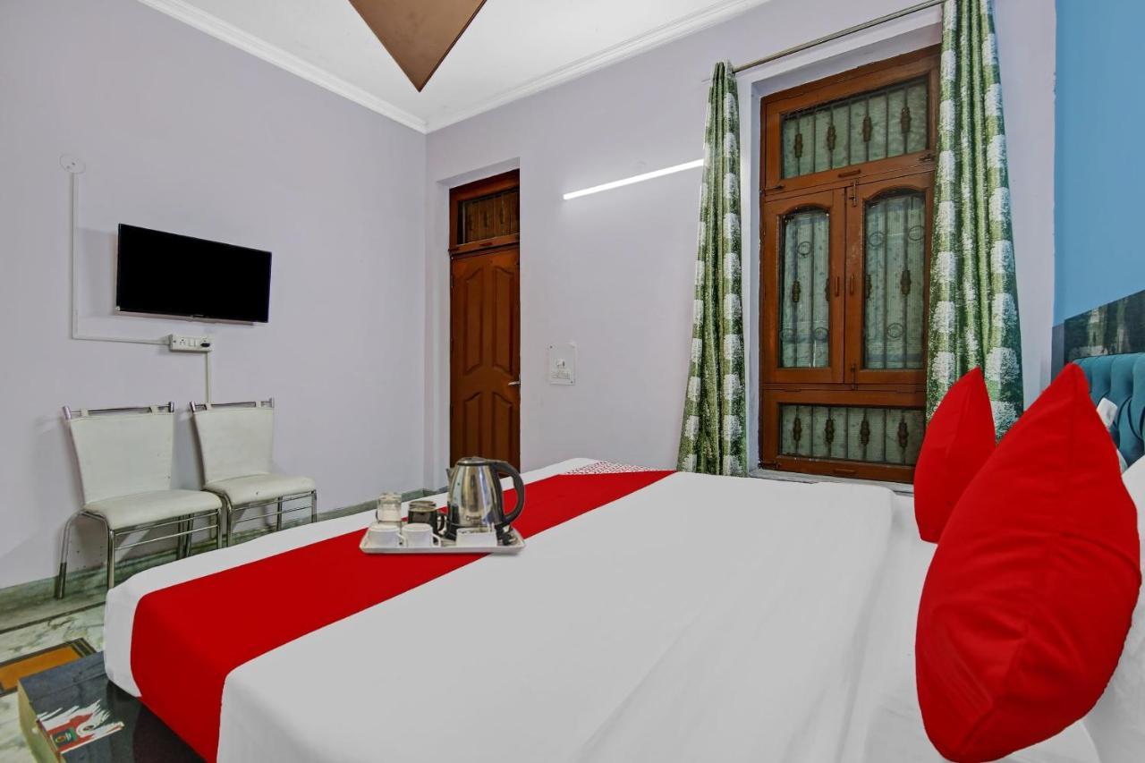 Hotel Oyo Galaxy Plaza Ghaziabad Zewnętrze zdjęcie